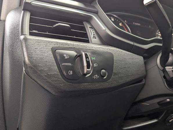 Audi A4 V (B9) с пробегом 2016 года, цена 1 849 500 рублей, 167000 км, седан, Автокод Объявления