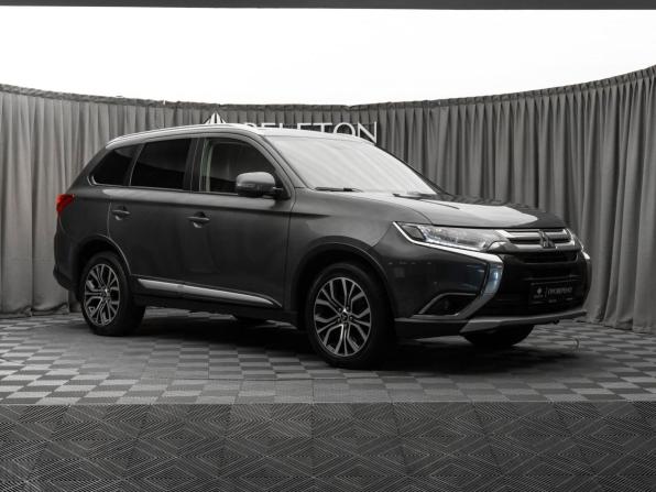Mitsubishi Outlander III Рестайлинг 2 с пробегом 2015 года, цена 1 760 000 рублей, 166755 км, внедорожник, Автокод Объявления