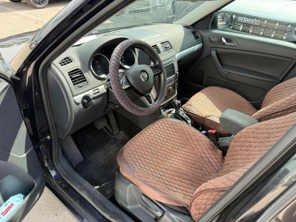 Skoda Yeti I Рестайлинг с пробегом 2014 года, цена 1 455 000 рублей, 118333 км, внедорожник, Автокод Объявления