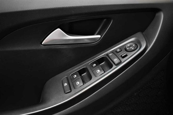 Hyundai Creta II с пробегом 2022 года, цена 2 120 000 рублей, 104613 км, внедорожник, Автокод Объявления