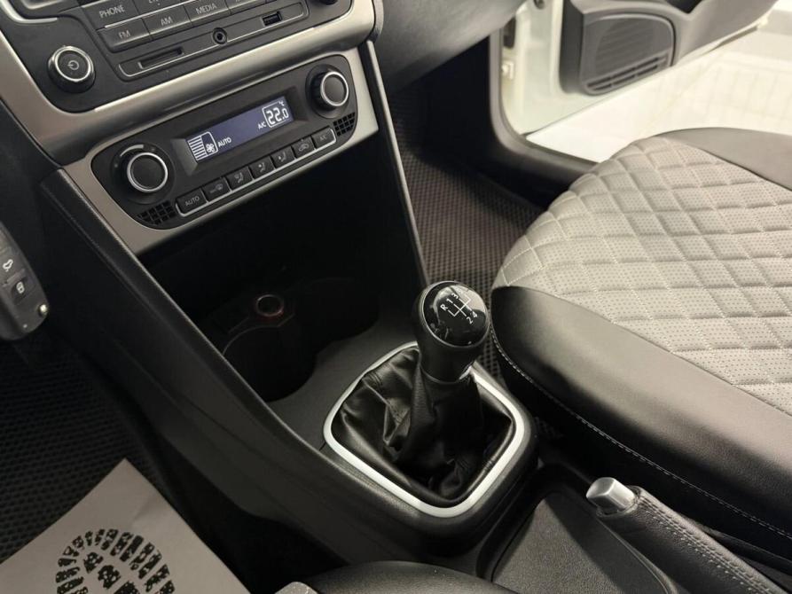 Volkswagen Polo V Рестайлинг Орел  - изображение 12