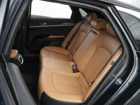 Kia K5 III с пробегом 2021 года, цена 2 699 777 рублей, 47228 км, седан, Автокод Объявления