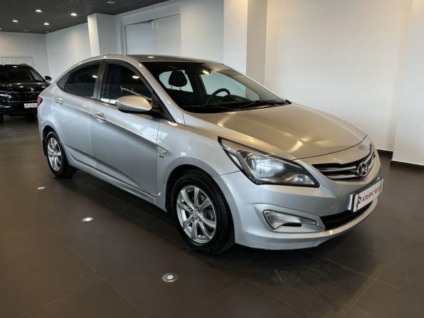 Hyundai Solaris I Рестайлинг с пробегом 2016 года, цена 1 075 000 рублей, 179468 км, седан, Автокод Объявления