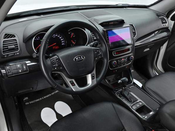 Kia Sorento II Рестайлинг с пробегом 2017 года, цена 1 749 000 рублей, 145000 км, внедорожник, Автокод Объявления