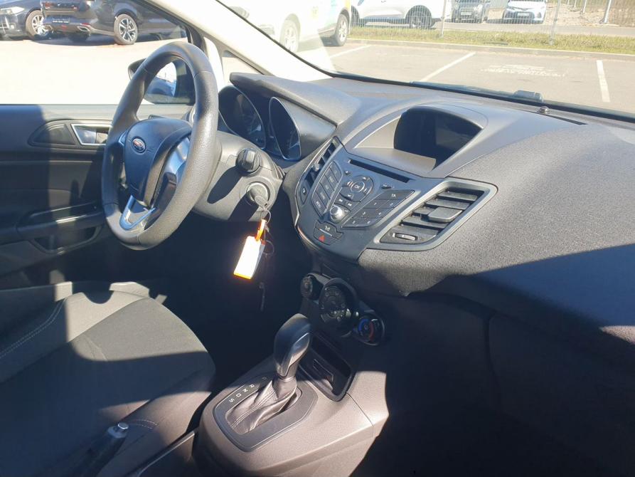 Ford Fiesta Mk6 Рестайлинг Санкт-Петербург  - изображение 15