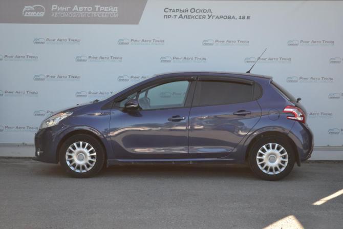 Peugeot 208 I с пробегом 2014 года, цена 690 000 рублей, 102384 км, хэтчбек, Автокод Объявления