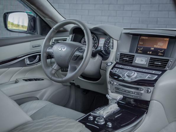 Infiniti M IV с пробегом 2012 года, цена 1 685 000 рублей, 145628 км, седан, Автокод Объявления