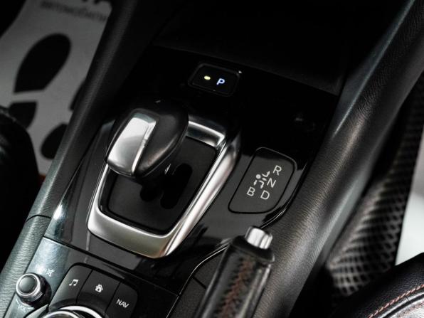Mazda Axela III с пробегом 2013 года, цена 1 300 000 рублей, 113329 км, седан, Автокод Объявления
