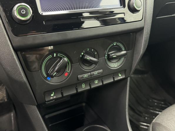 Skoda Rapid I Рестайлинг с пробегом 2019 года, цена 1 546 000 рублей, 49315 км, лифтбек, Автокод Объявления