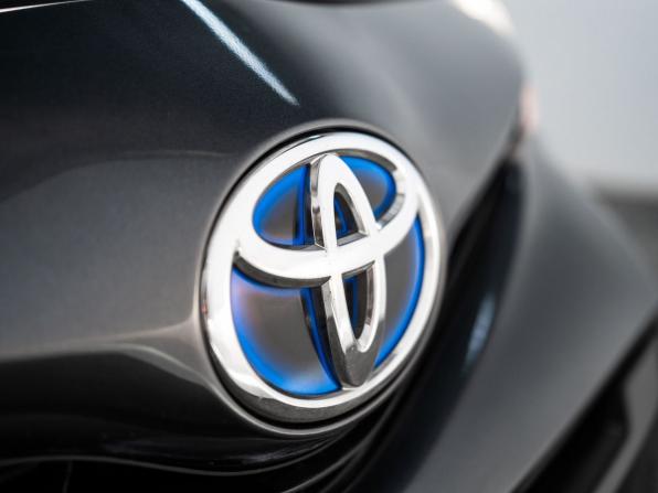 Toyota Prius Alpha I (ZVW40/41) Рестайлинг с пробегом 2015 года, цена 1 280 300 рублей, 201380 км, универсал, Автокод Объявления