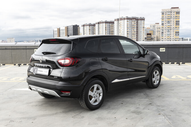 Renault Kaptur I с пробегом 2018 года, цена 1 550 000 рублей, 105000 км, внедорожник, Автокод Объявления