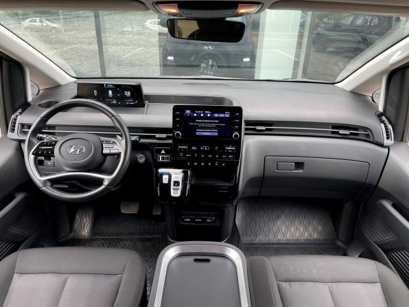 Hyundai Staria I с пробегом 2021 года, цена 4 665 000 рублей, 111983 км, минивэн, Автокод Объявления