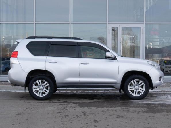 Toyota Land Cruiser Prado 150 Series с пробегом 2011 года, цена 3 186 000 рублей, 307901 км, внедорожник, Автокод Объявления