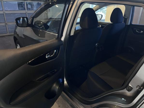 Nissan Qashqai II с пробегом 2016 года, цена 1 690 000 рублей, 118417 км, внедорожник, Автокод Объявления