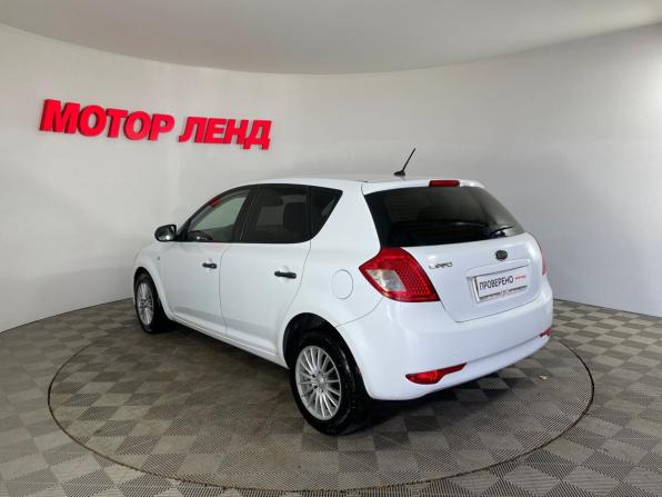 Kia Ceed I Рестайлинг с пробегом 2011 года, цена 678 000 рублей, 211183 км, хэтчбек, Автокод Объявления