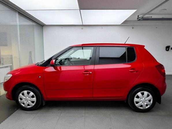 Skoda Fabia II Рестайлинг с пробегом 2013 года, цена 699 000 рублей, 88300 км, хэтчбек, Автокод Объявления