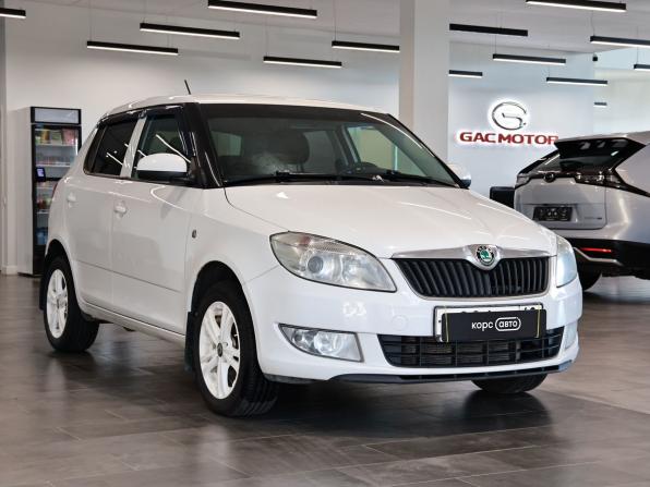 Skoda Fabia II Рестайлинг с пробегом 2012 года, цена 530 800 рублей, 311171 км, хэтчбек, Автокод Объявления