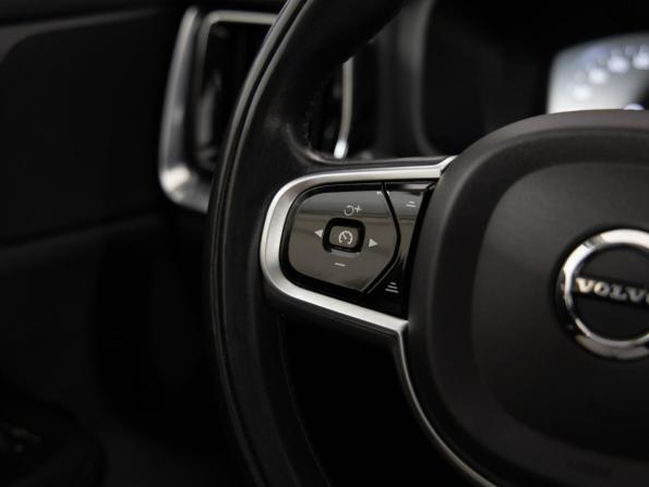 Volvo V60 II с пробегом 2019 года, цена 2 199 000 рублей, 199658 км, универсал, Автокод Объявления