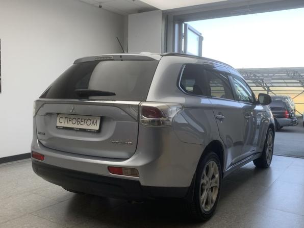 Mitsubishi Outlander III с пробегом 2012 года, цена 1 350 000 рублей, 240655 км, внедорожник, Автокод Объявления