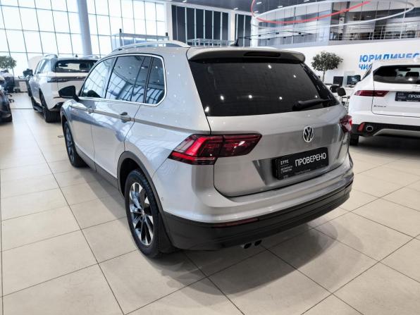 Volkswagen Tiguan II с пробегом 2018 года, цена 2 850 000 рублей, 130817 км, внедорожник, Автокод Объявления