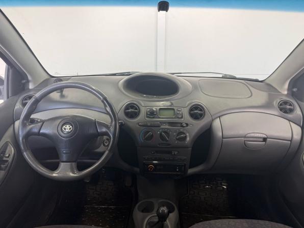 Toyota Yaris I с пробегом 2002 года, цена 339 000 рублей, 295075 км, хэтчбек, Автокод Объявления