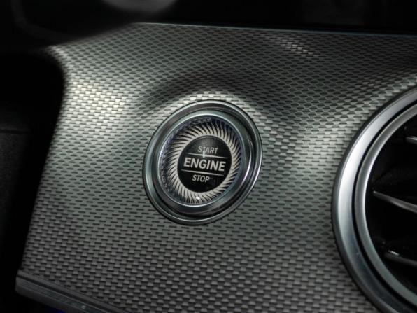 Mercedes-Benz E-Класс V (W213 S213 C238) с пробегом 2016 года, цена 3 074 000 рублей, 164800 км, седан, Автокод Объявления