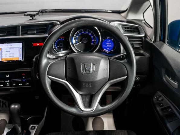 Honda Fit III Рестайлинг с пробегом 2017 года, цена 1 050 000 рублей, 106544 км, хэтчбек, Автокод Объявления