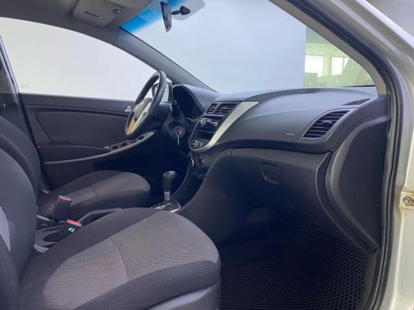 Hyundai Solaris I с пробегом 2012 года, цена 910 000 рублей, 164000 км, седан, Автокод Объявления