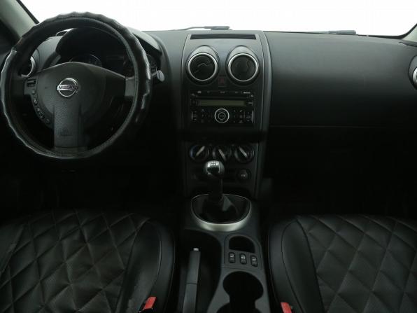 Nissan Qashqai I Рестайлинг с пробегом 2010 года, цена 689 000 рублей, 299300 км, внедорожник, Автокод Объявления
