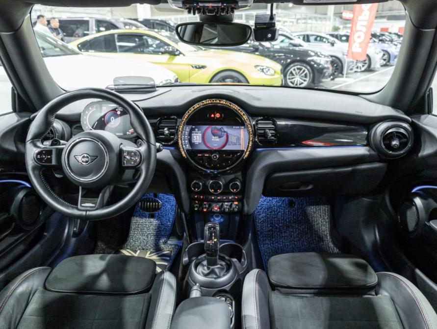 Mini Hatch III (F55/F56) Рестайлинг 2 Санкт-Петербург  - изображение 16