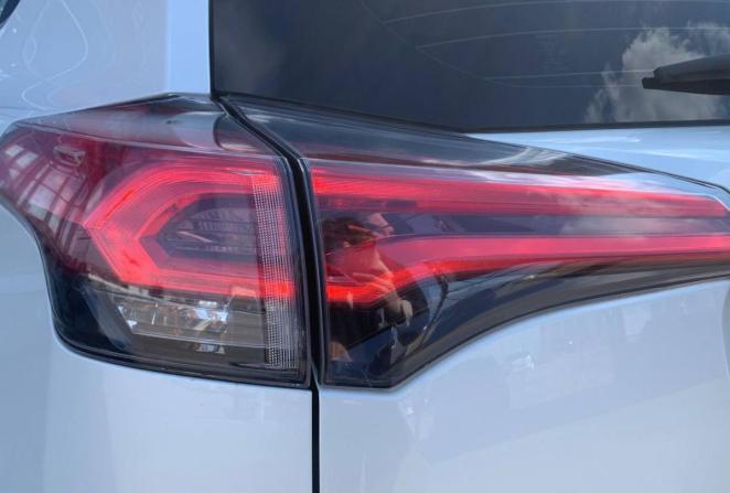 Toyota RAV4 IV (XA40) Рестайлинг с пробегом 2016 года, цена 2 335 000 рублей, 133119 км, внедорожник, Автокод Объявления