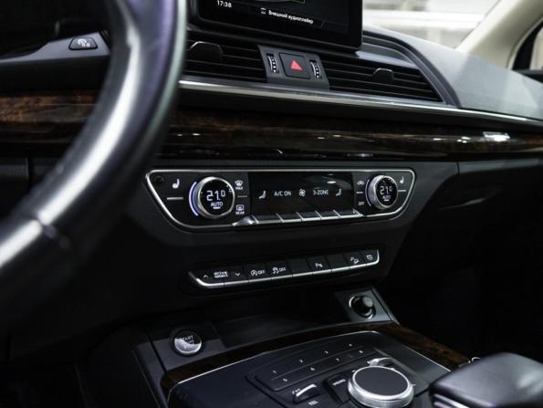 Audi Q5 II (FY) с пробегом 2017 года, цена 3 259 700 рублей, 61373 км, внедорожник, Автокод Объявления