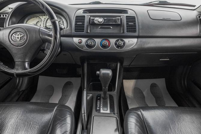 Toyota Camry V (XV30) с пробегом 2001 года, цена 649 000 рублей, 470400 км, седан, Автокод Объявления