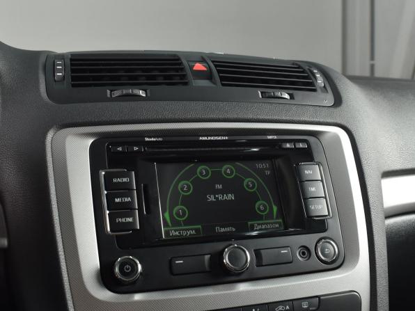 Skoda Octavia II (A5) Рестайлинг с пробегом 2012 года, цена 749 995 рублей, 231804 км, лифтбек, Автокод Объявления