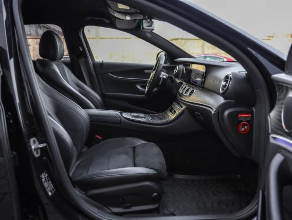 Mercedes-Benz E-Класс V (W213 S213 C238) Рестайлинг с пробегом 2021 года, цена 3 399 000 рублей, 142794 км, седан, Автокод Объявления