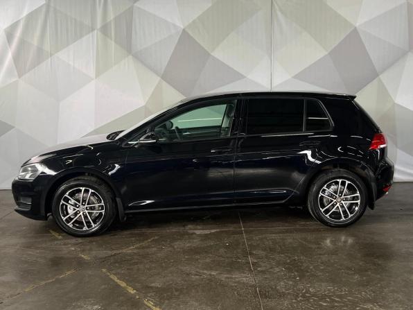 Volkswagen Golf VII с пробегом 2013 года, цена 970 000 рублей, 146737 км, хэтчбек, Автокод Объявления