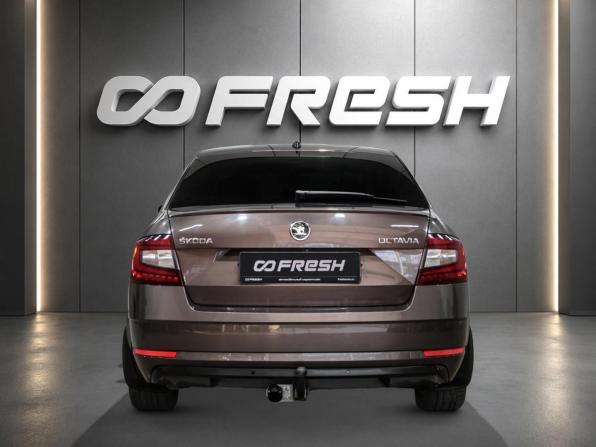 Skoda Octavia III (A7) Рестайлинг с пробегом 2019 года, цена 1 589 000 рублей, 260309 км, лифтбек, Автокод Объявления
