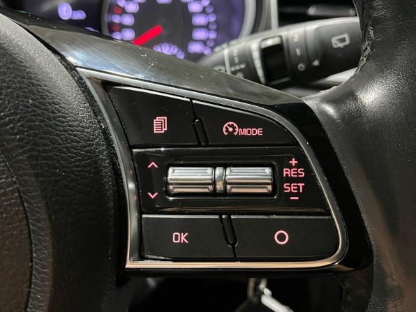 Kia Ceed III с пробегом 2019 года, цена 1 630 000 рублей, 106658 км, универсал, Автокод Объявления