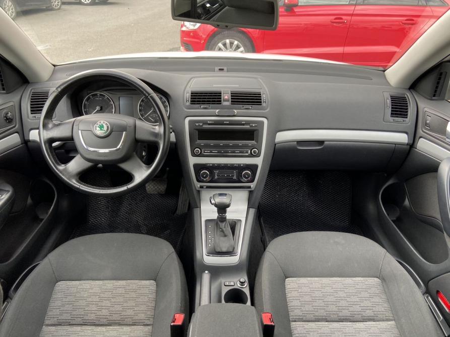 Skoda Octavia II (A5) Рестайлинг Москва  - изображение 14