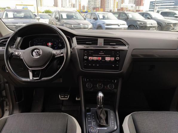 Volkswagen Tiguan II с пробегом 2019 года, цена 3 199 000 рублей, 87432 км, внедорожник, Автокод Объявления