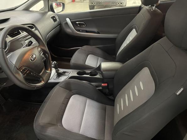 Kia Ceed II с пробегом 2013 года, цена 1 250 000 рублей, 115844 км, хэтчбек, Автокод Объявления