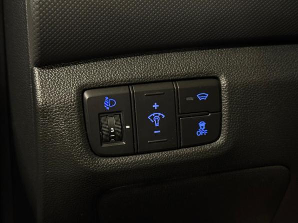 Hyundai Creta I Рестайлинг с пробегом 2020 года, цена 2 300 000 рублей, 69909 км, внедорожник, Автокод Объявления