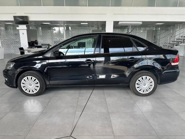 Volkswagen Polo V Рестайлинг с пробегом 2018 года, цена 995 000 рублей, 115000 км, седан, Автокод Объявления