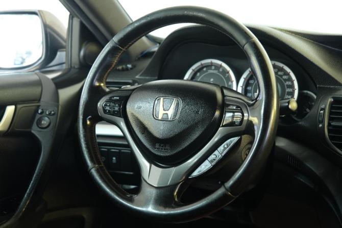 Honda Accord VIII Рестайлинг с пробегом 2011 года, цена 1 499 000 рублей, 214500 км, седан, Автокод Объявления