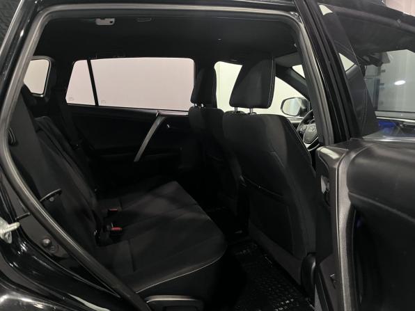 Toyota RAV4 IV (XA40) Рестайлинг с пробегом 2019 года, цена 2 600 000 рублей, 128000 км, внедорожник, Автокод Объявления