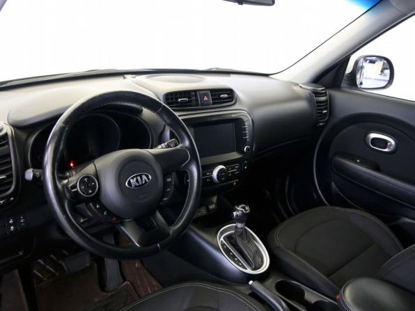 Kia Soul II Рестайлинг с пробегом 2018 года, цена 1 590 000 рублей, 62000 км, хэтчбек, Автокод Объявления