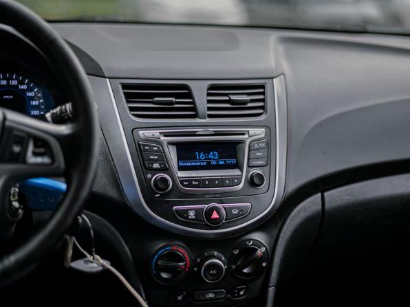 Hyundai Solaris I Рестайлинг с пробегом 2014 года, цена 899 000 рублей, 151272 км, седан, Автокод Объявления