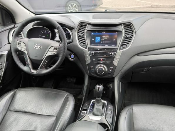 Hyundai Santa Fe III Рестайлинг с пробегом 2018 года, цена 2 460 000 рублей, 130800 км, внедорожник, Автокод Объявления