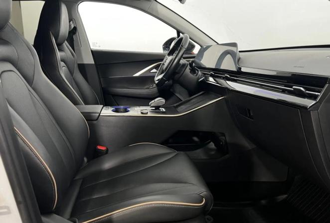 Omoda C5 I с пробегом 2023 года, цена 1 630 000 рублей, 122723 км, внедорожник, Автокод Объявления