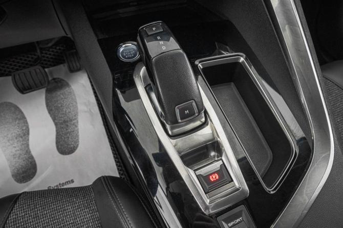 Peugeot 5008 II с пробегом 2020 года, цена 2 249 000 рублей, 179800 км, внедорожник, Автокод Объявления